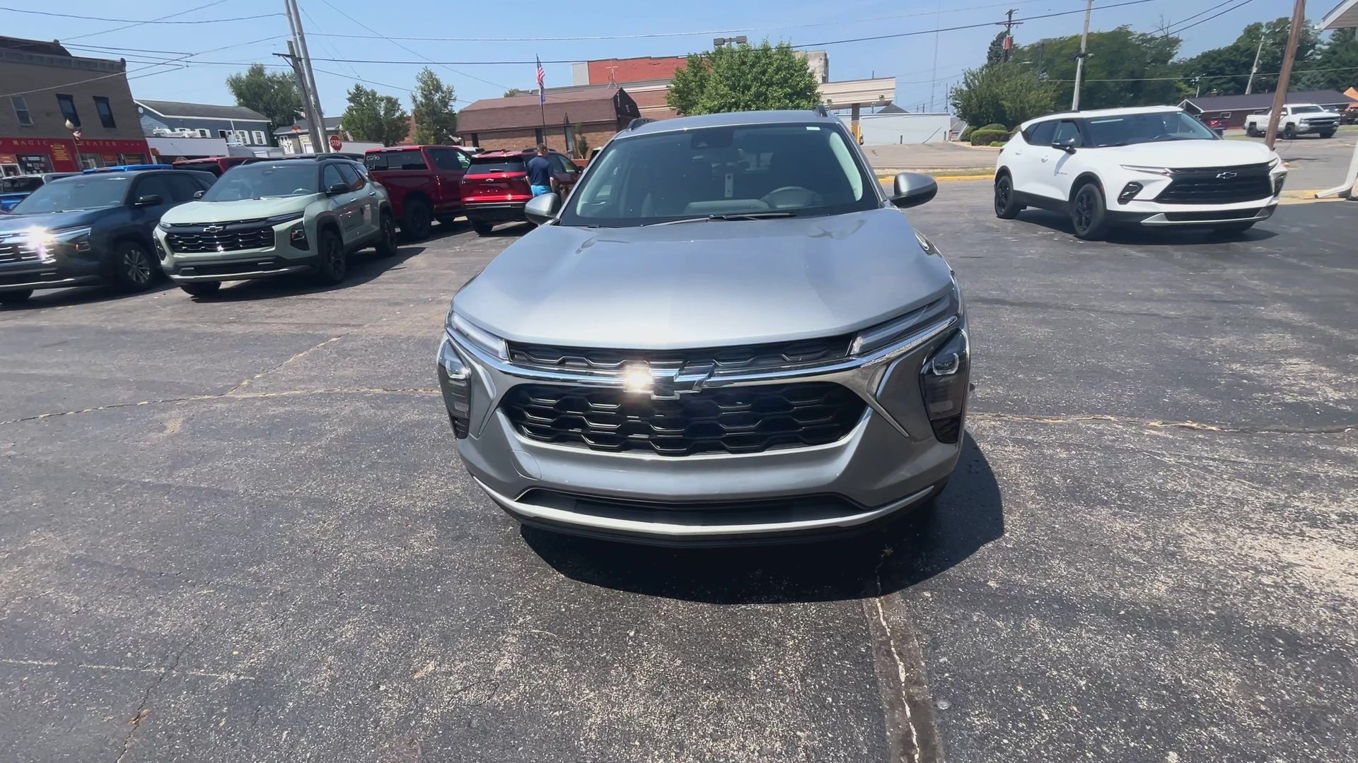 2025 Chevrolet Trax LT photo 3