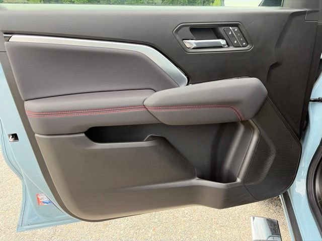 2026 Chevrolet Colorado Z71 - Photo 10