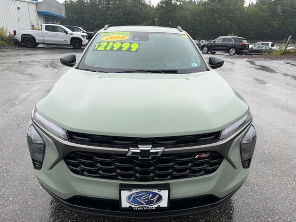 Used 2024 Chevrolet Trax 2RS SUV