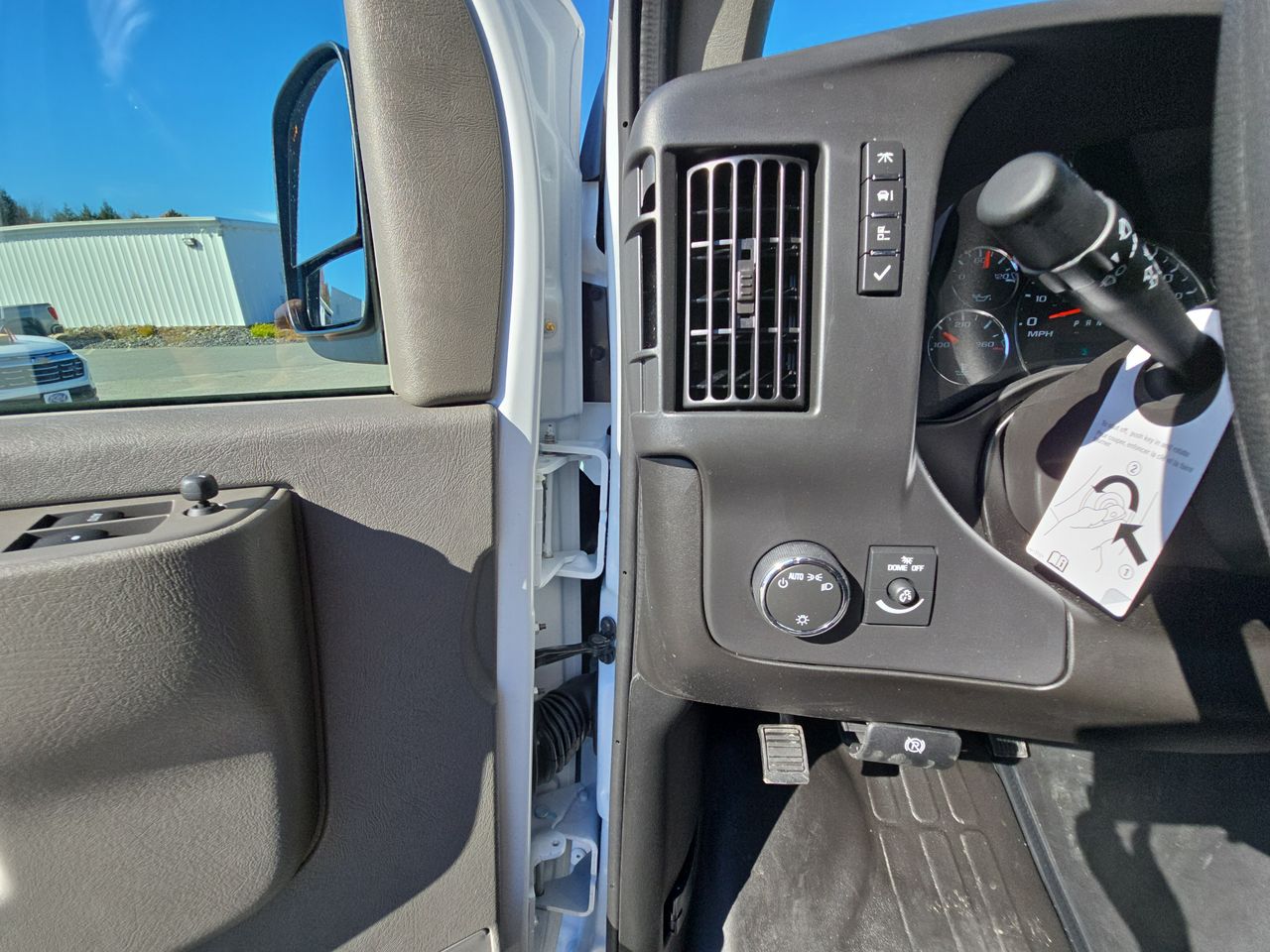 2025 Chevrolet Express Cargo Work Van - Photo 51