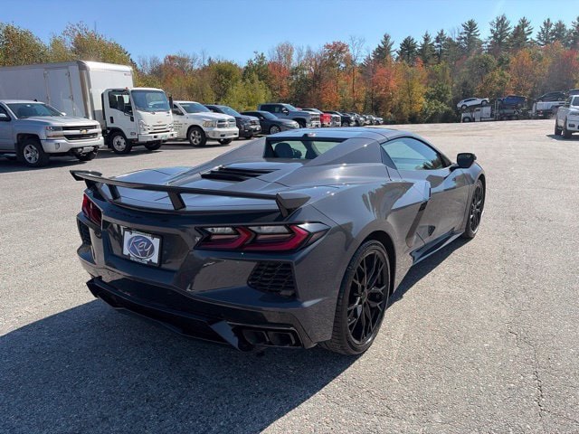 2027 Chevrolet Corvette 2LT - Photo 7