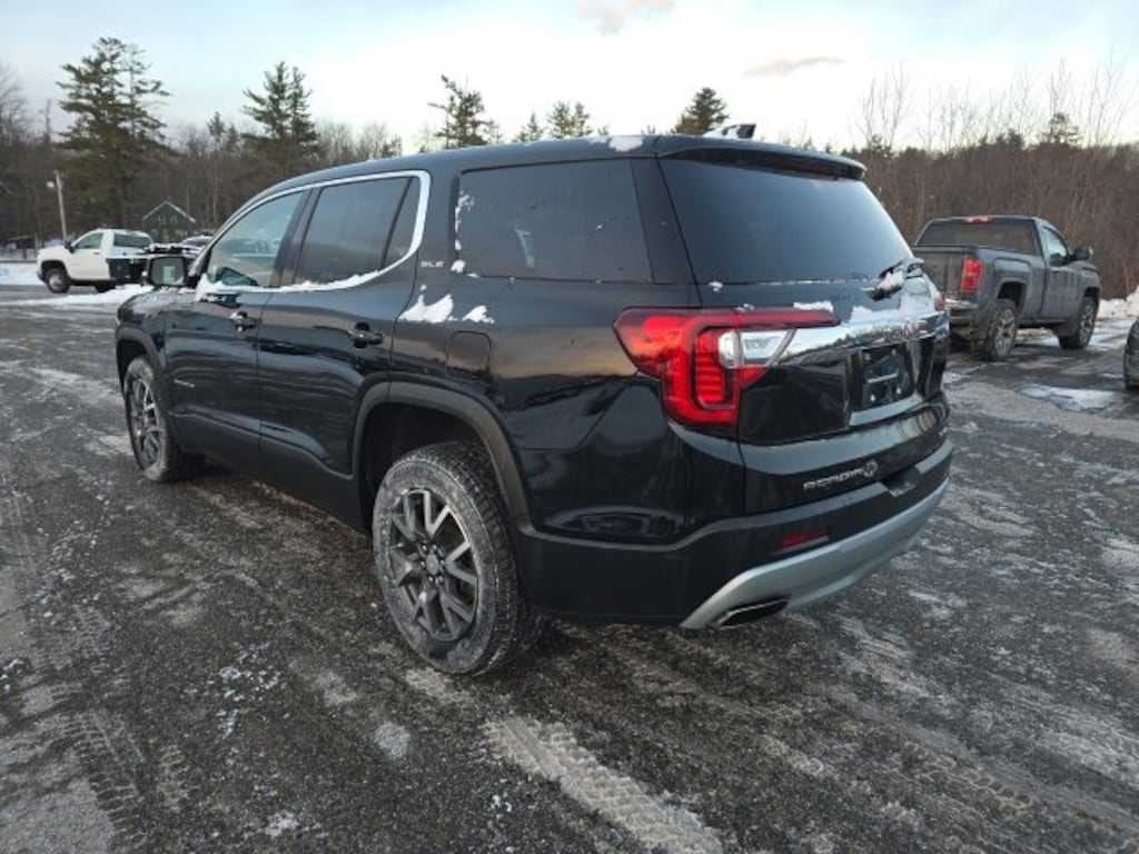 Used 2023 GMC Acadia SLE SUV