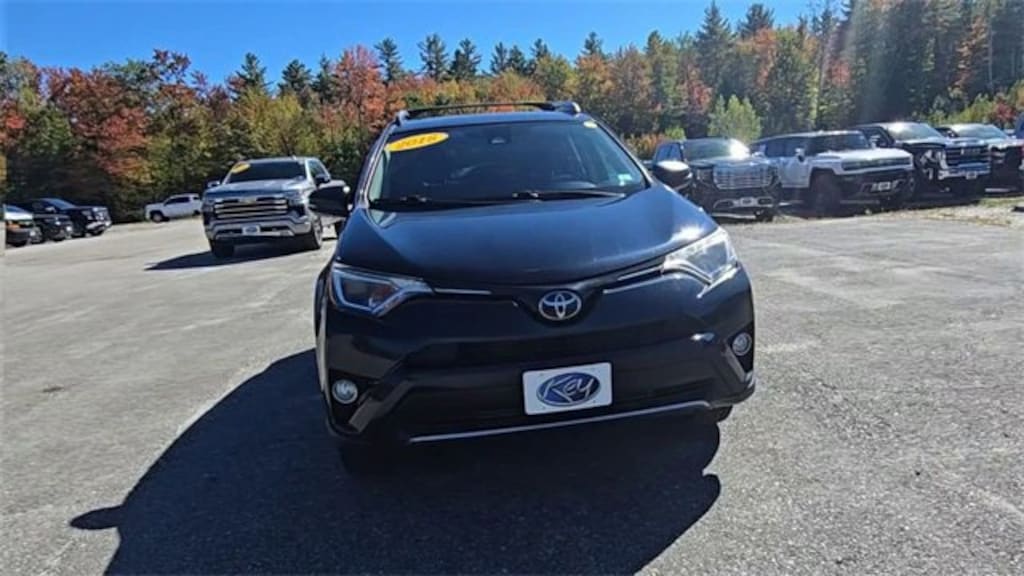 Used 2018 Toyota RAV4 XLE SUV