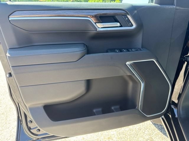 2026 Chevrolet Silverado 1500 LT - Photo 10