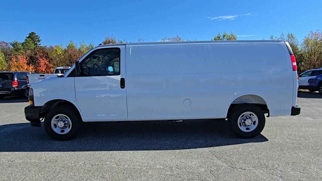 2025 Chevrolet Express Cargo Work Van - Photo 39