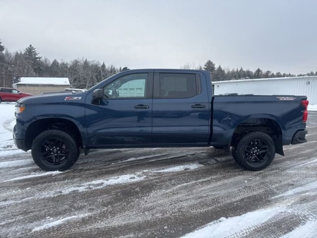 Used 2022 Chevrolet Silverado 1500 Custom Trail Boss Truck Crew Cab