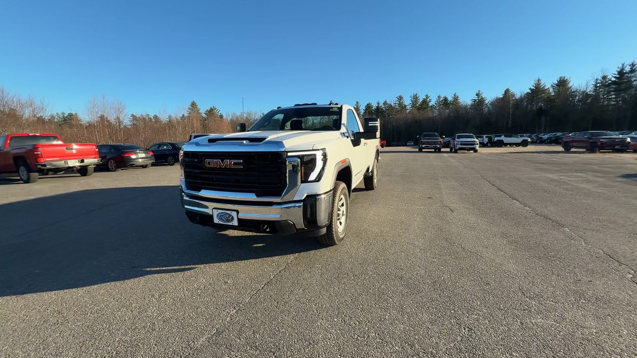 2025 Gmc Sierra 3500 HD Pro photo 3