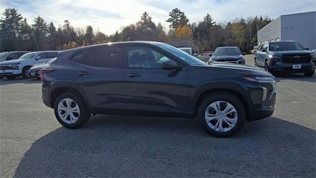 New 2026 Chevrolet Trax LS SUV