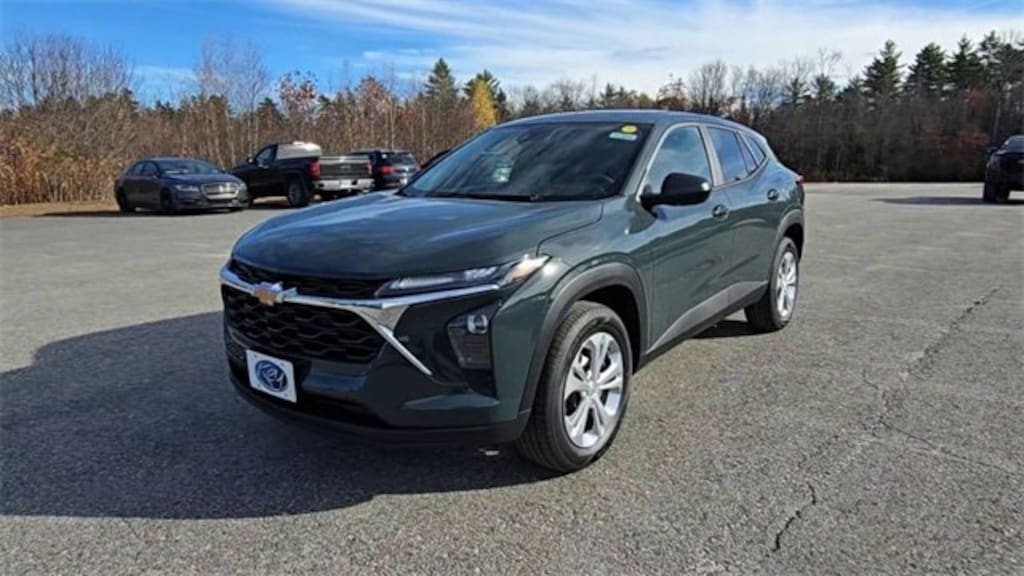 New 2026 Chevrolet Trax LS SUV