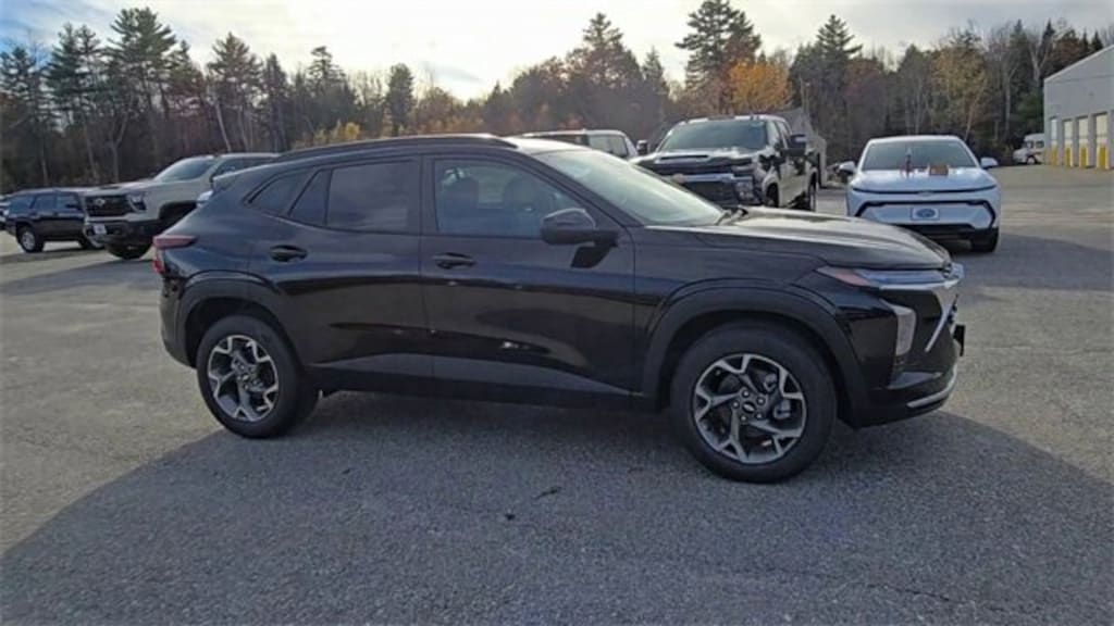 New 2026 Chevrolet Trax LT SUV