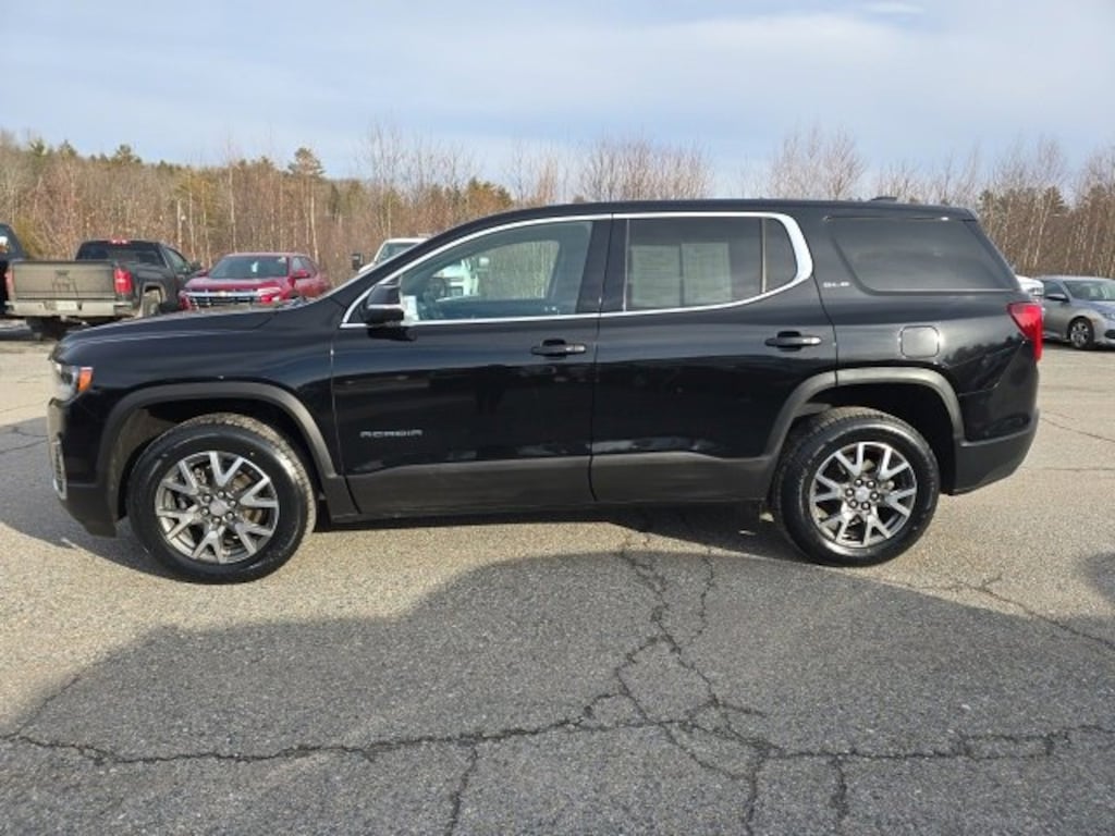 Used 2022 GMC Acadia SLE SUV