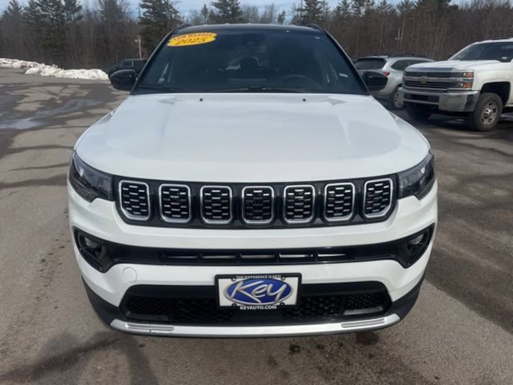 Used 2025 Jeep Compass Limited 4x4 SUV