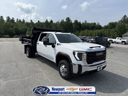 2025 GMC Sierra 3500 HD Chassis Cab Pro Truck