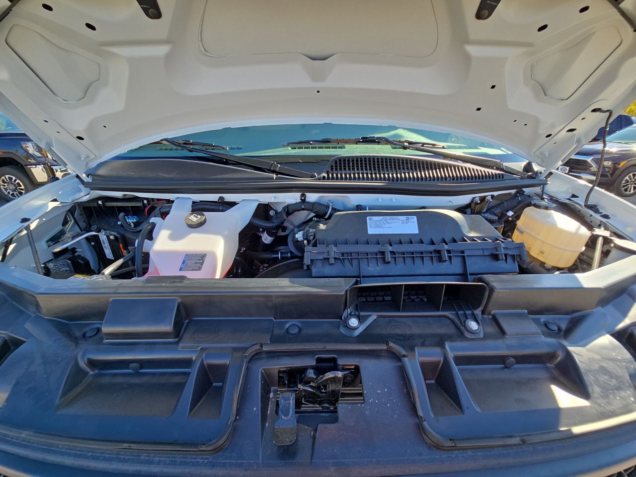 2025 Chevrolet Express Cargo Work Van - Photo 63