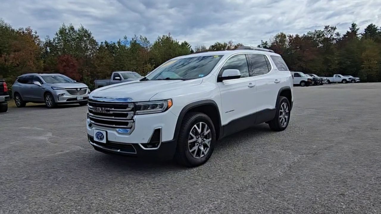 2023 Gmc Acadia SLT photo 2