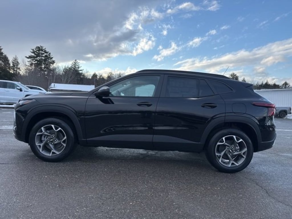 New 2026 Chevrolet Trax LT SUV