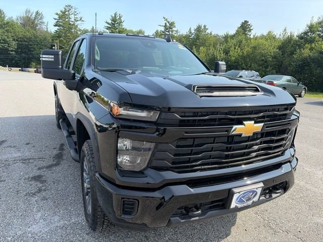 2026 Chevrolet Silverado 2500 HD Custom - Photo 9