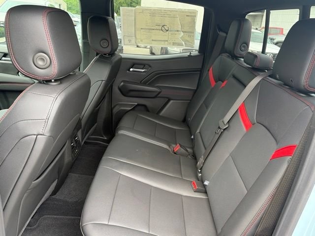 2026 Chevrolet Colorado Z71 - Photo 28