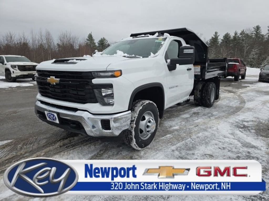 New 2025 Chevrolet Silverado 3500 HD Chassis Cab Work Truck Truck