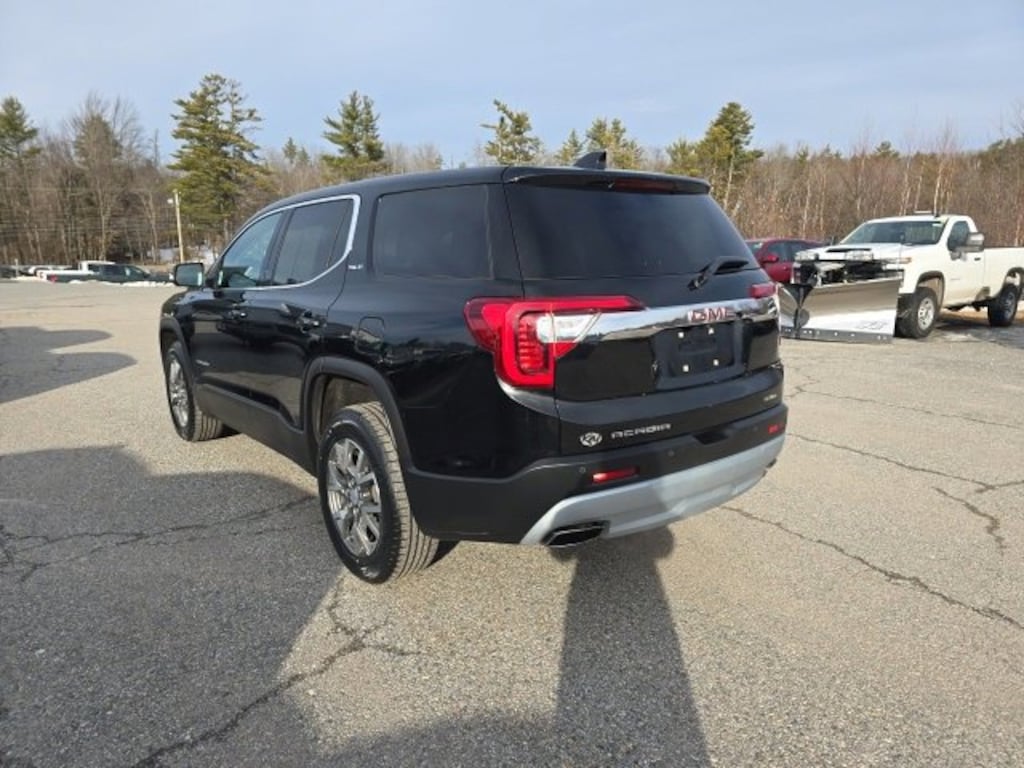 Used 2022 GMC Acadia SLE SUV