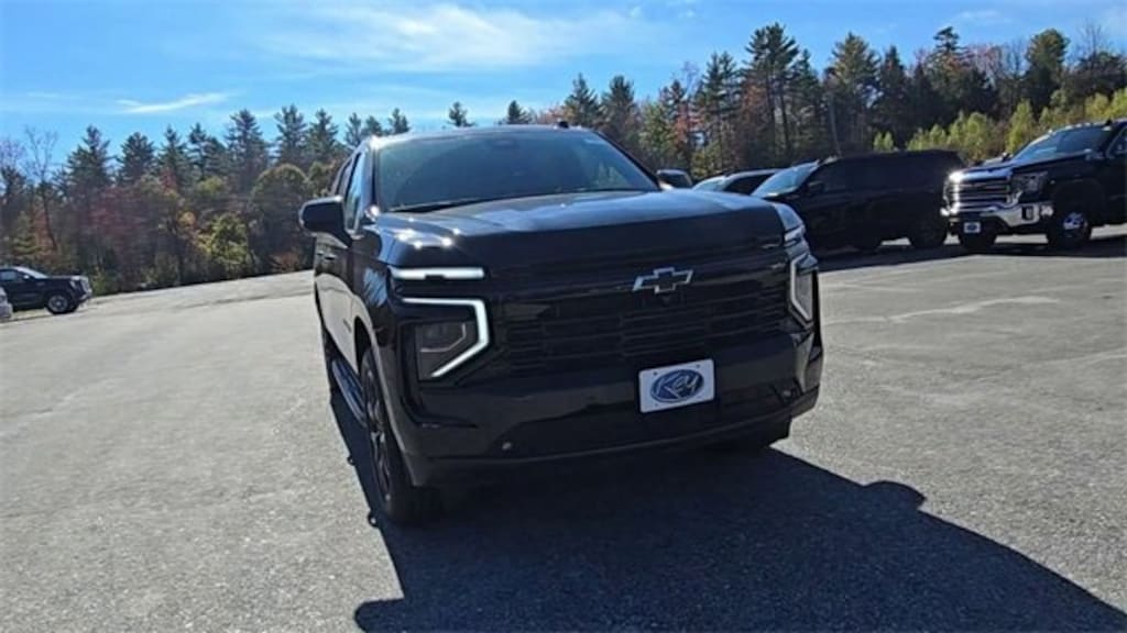 New 2025 Chevrolet Suburban RST SUV