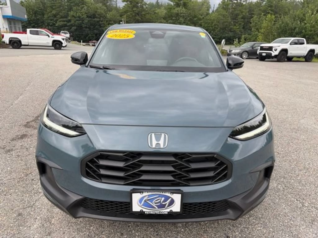 Used 2025 Honda HR-V AWD Sport SUV