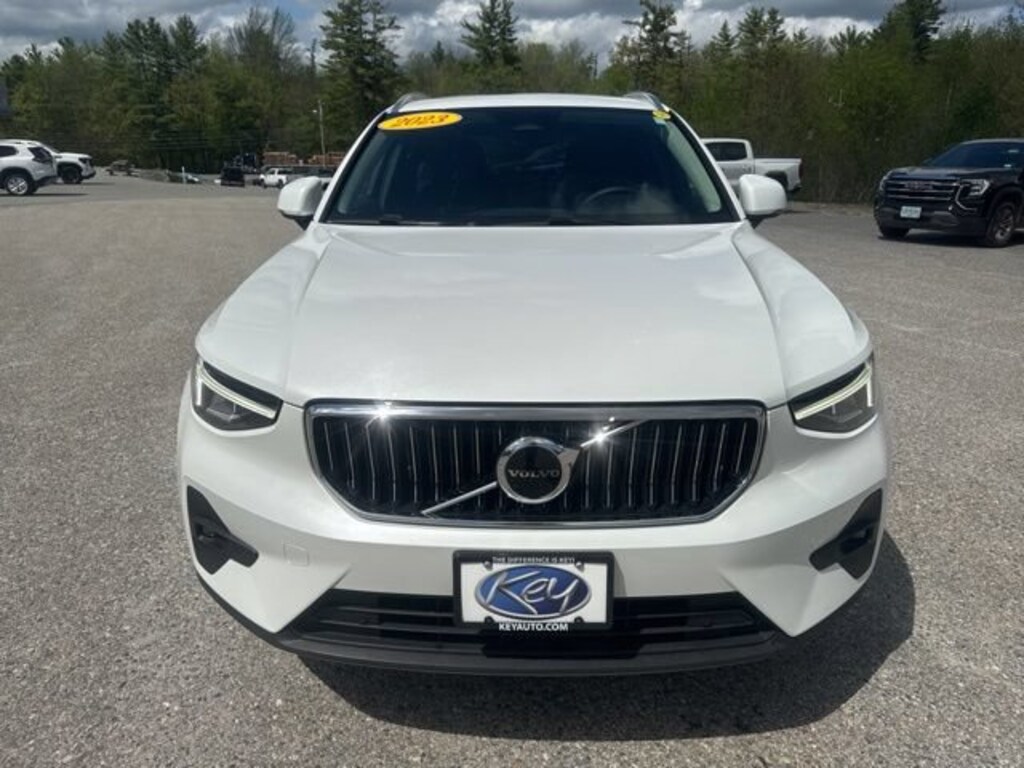 Used 2023 Volvo XC40 B5 Plus Bright Theme SUV