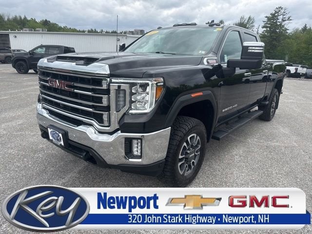 2021 GMC Sierra 4WD Crew Cab Standard Box SLT's photo