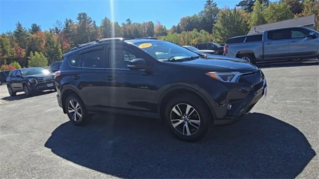 Used 2018 Toyota RAV4 XLE SUV