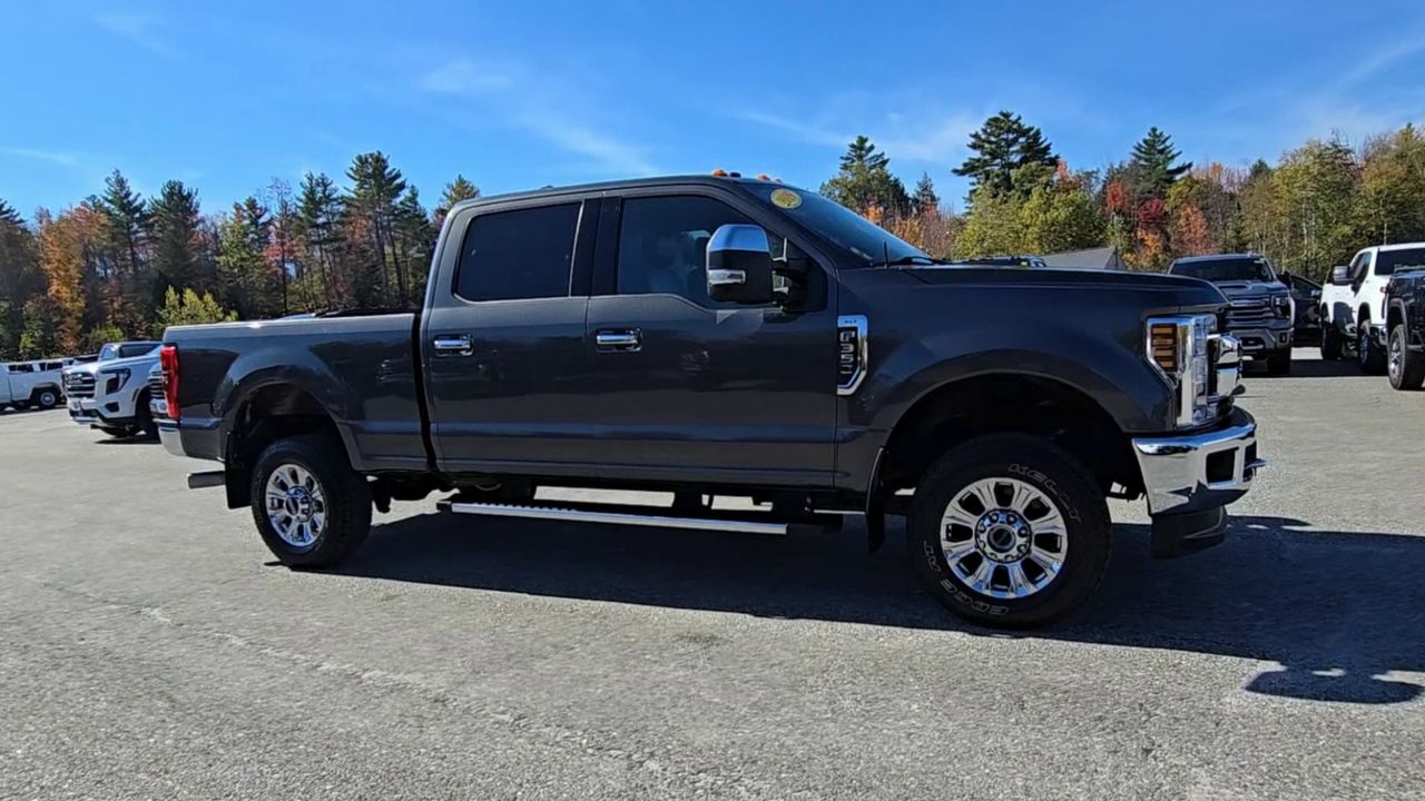 2019 Ford F-350 XLT photo 2