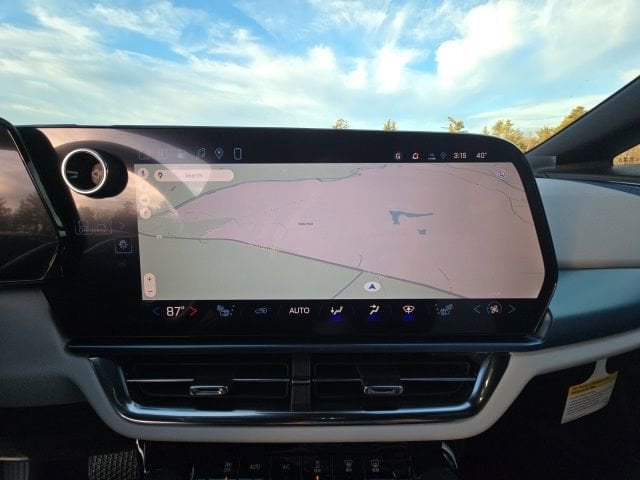 2026 Chevrolet Equinox EV 2LT - Photo 13