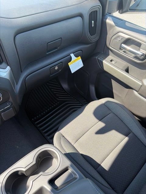 2026 Chevrolet Silverado 2500 HD Custom - Photo 14