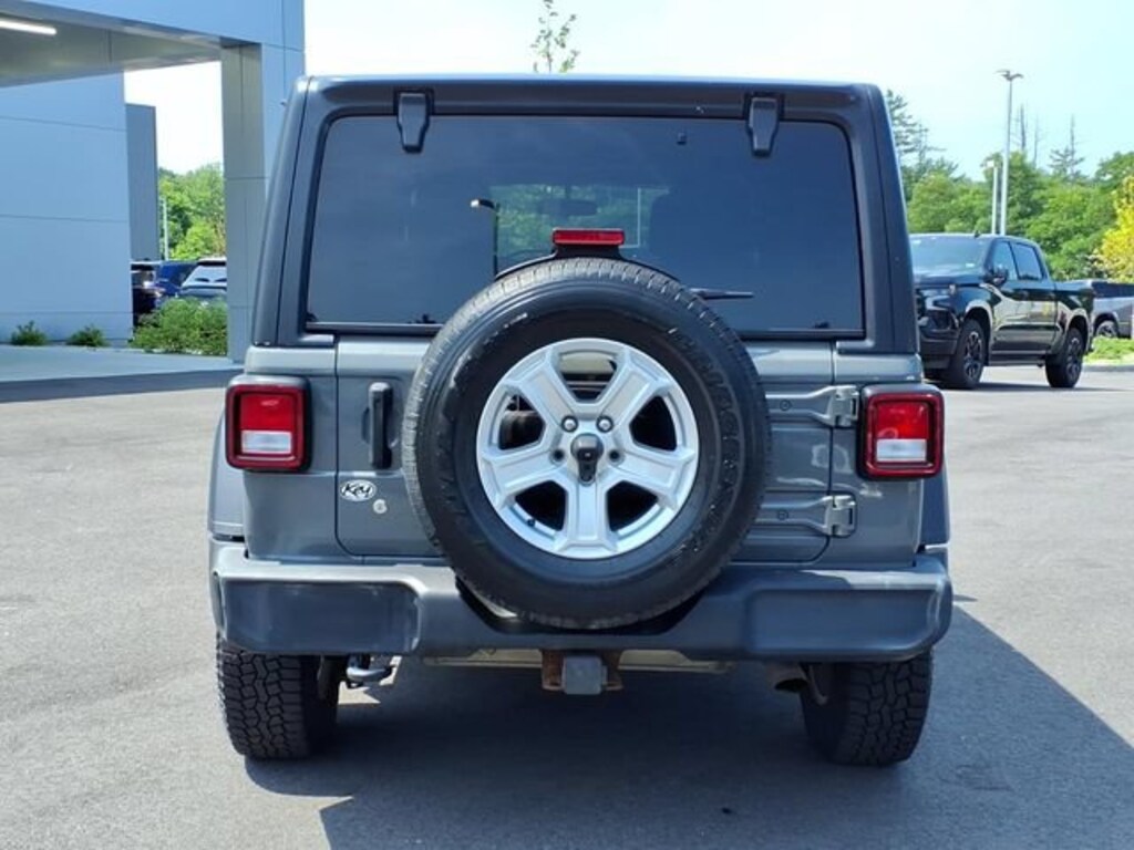 Used 2018 Jeep Wrangler Unlimited Sport S 4x4 SUV