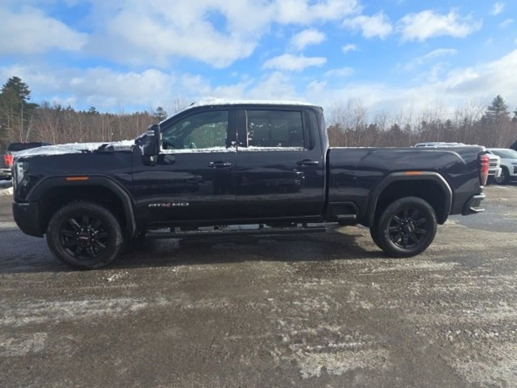 Used 2024 GMC Sierra 2500 HD AT4 Truck Crew Cab