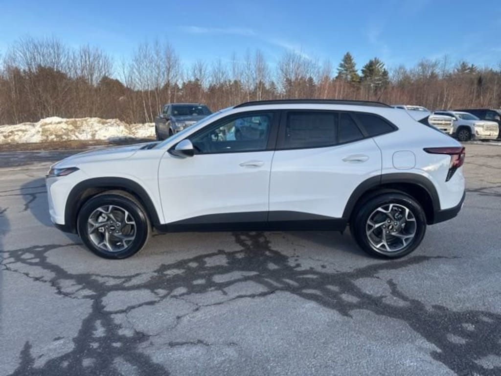 New 2026 Chevrolet Trax LT SUV