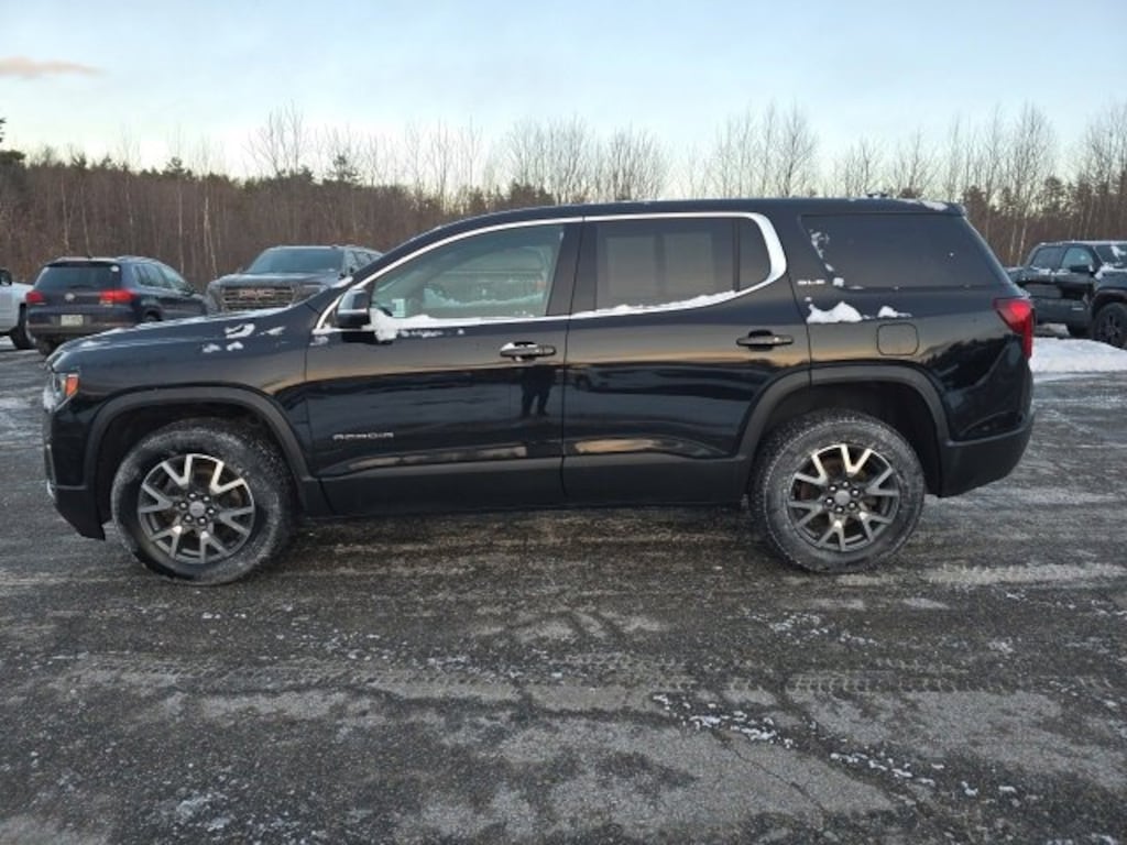 Used 2023 GMC Acadia SLE SUV