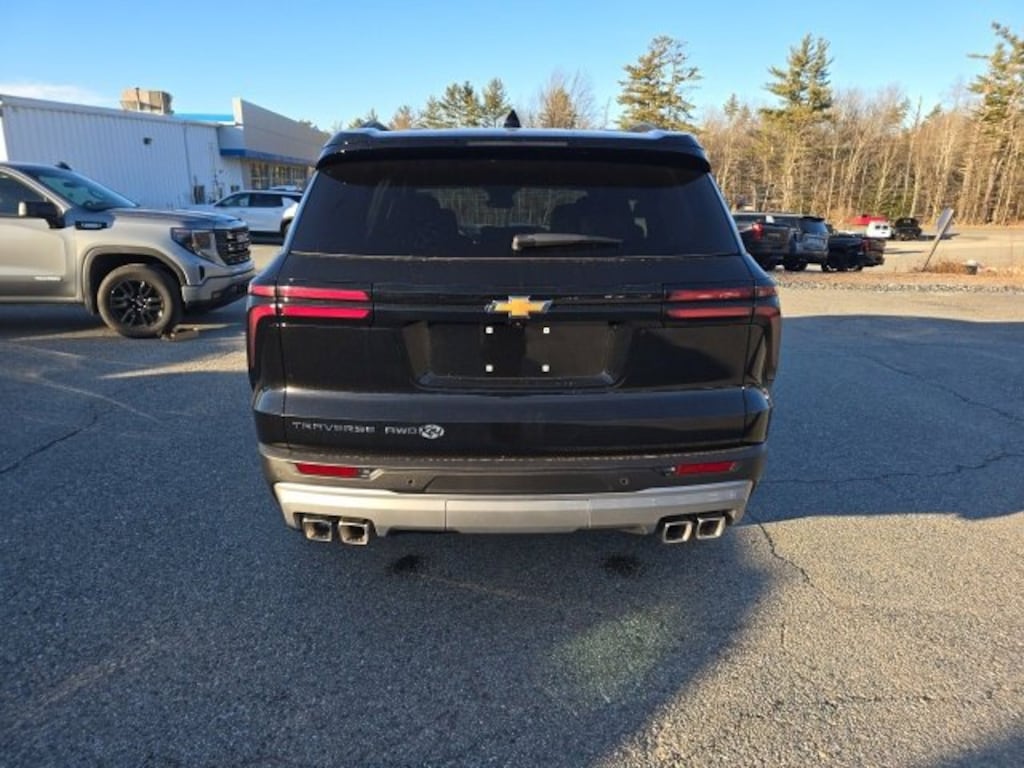 New 2026 Chevrolet Traverse LT SUV