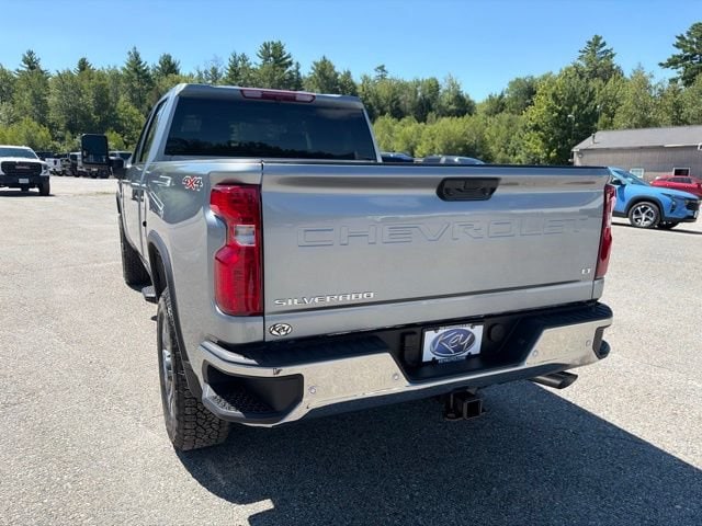 2026 Chevrolet Silverado 3500 HD LT - Photo 4