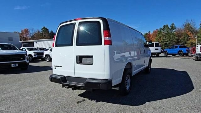 2025 Chevrolet Express Cargo Work Van - Photo 8