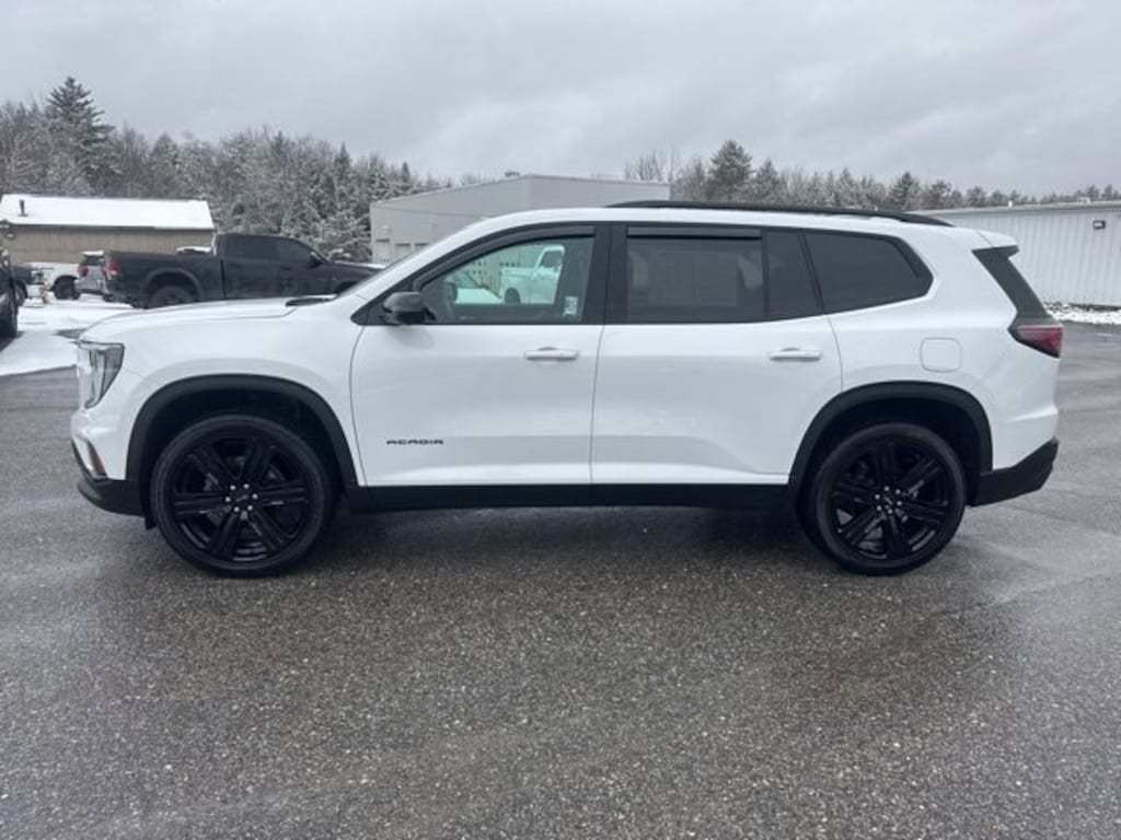 Used 2024 GMC Acadia Elevation SUV