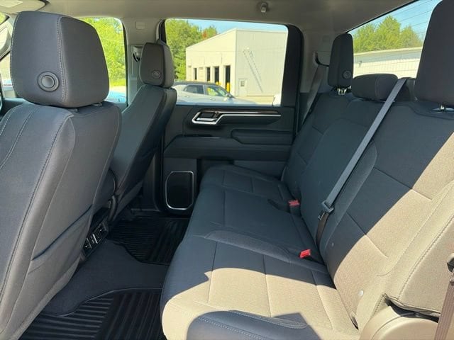 2026 Chevrolet Silverado 3500 HD LT - Photo 28