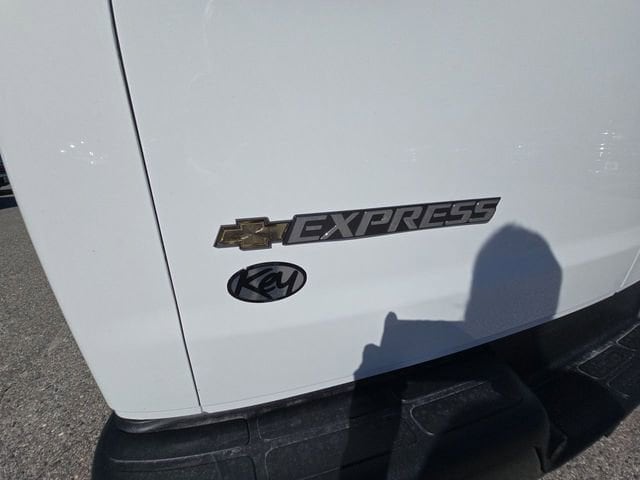 2025 Chevrolet Express Cargo Work Van - Photo 31