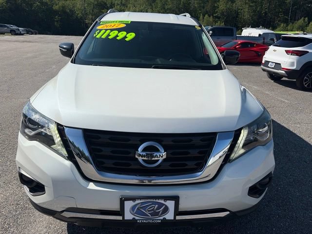 Used 2017 Nissan Pathfinder SV with VIN 5N1DR2MM5HC602849 for sale in Newport, NH