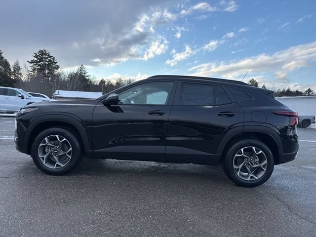 2026 Chevrolet Trax LT - Photo 3