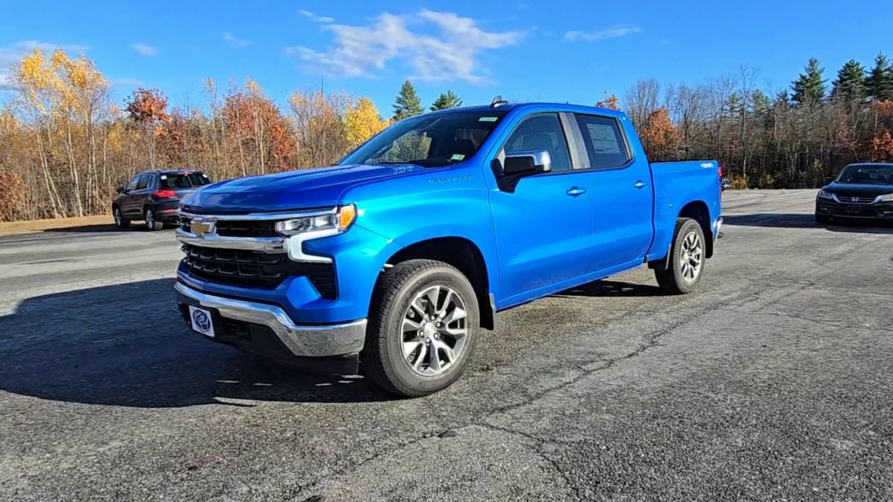 2026 Chevrolet Silverado 1500 LT photo 4