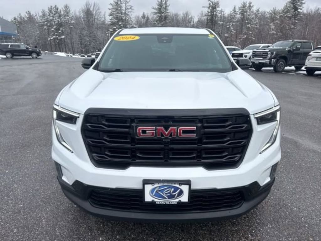Used 2024 GMC Acadia Elevation SUV