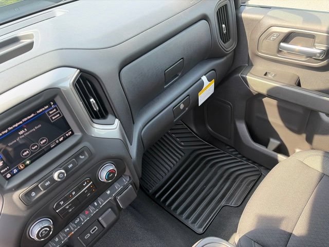 2026 Chevrolet Silverado 2500 HD Custom - Photo 14