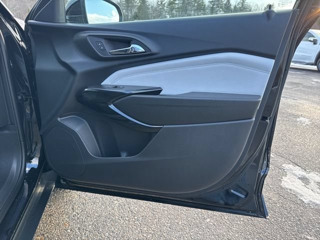 2026 Chevrolet Trax LT - Photo 34