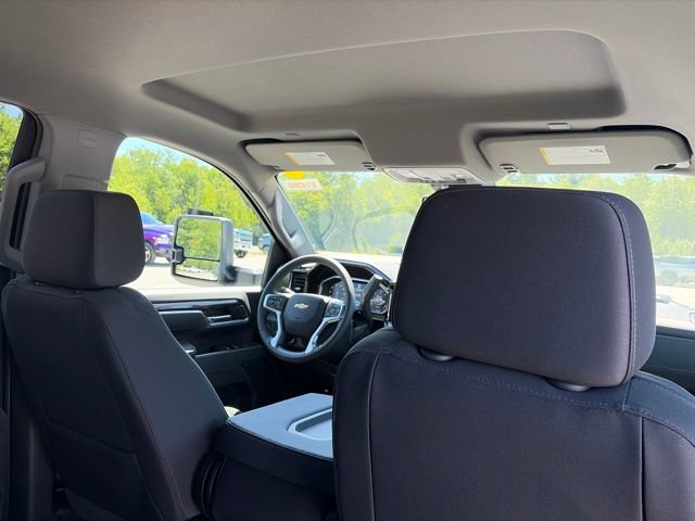 2026 Chevrolet Silverado 3500 HD LT - Photo 32