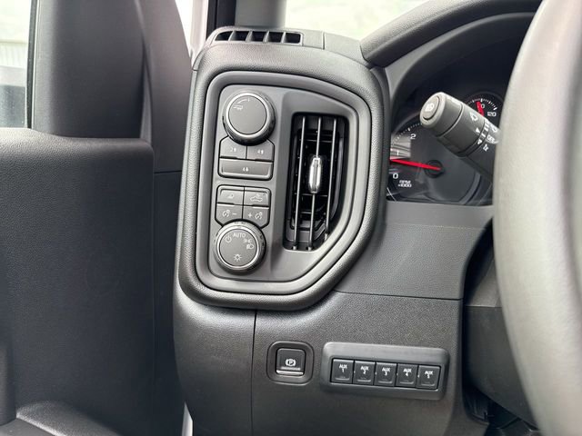 2025 Chevrolet Silverado 2500 HD Custom - Photo 17